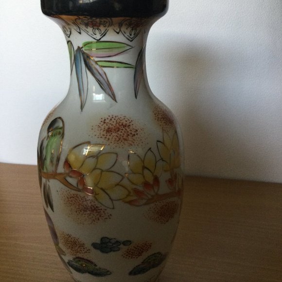 Chinese porcelain vase hand painted w flowers, bamboo, birds, gold  8.25" - Picture 2 of 6